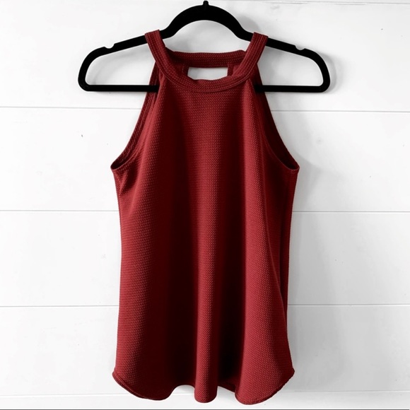 High Neck Sleeveless Top Set - Picture 10 of 14